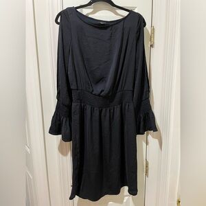 Mossimo 100% polyester dress Sz Med split sleeve